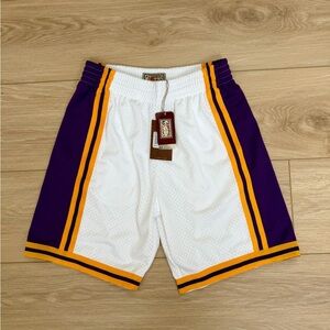 Mitchell & Ness Lakers Swingman 1984 Shorts